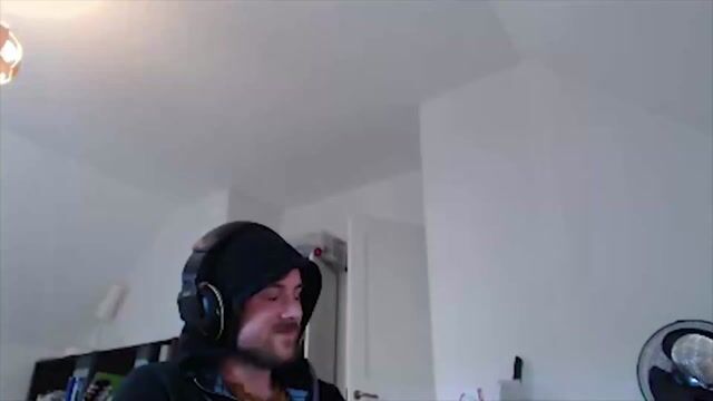 Forsen Stream - Sometimes i dress up my dog...